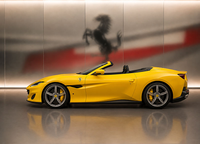 Ferrari_portofino_for_rent